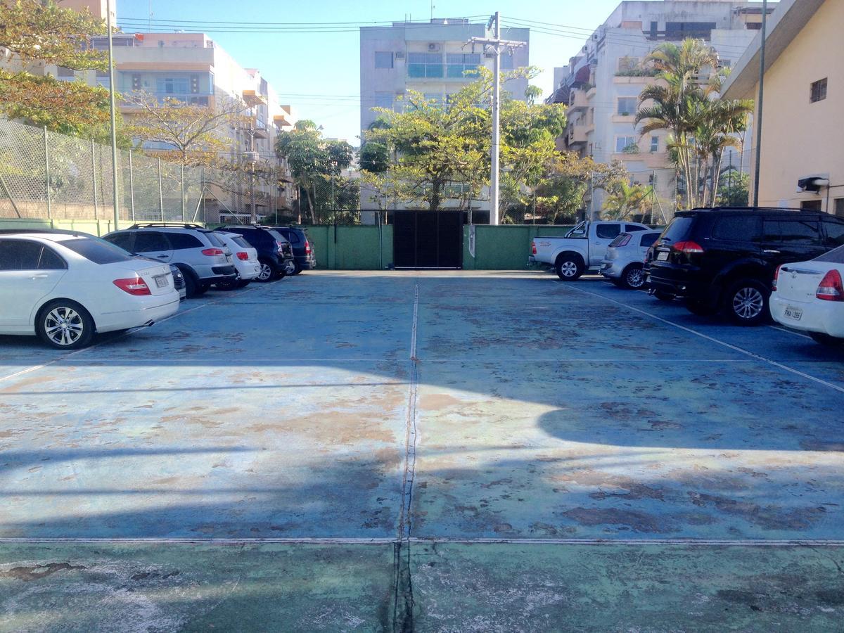 Pousada Parque Suites Estacionamento E Piscina Guarujá Exterior photo